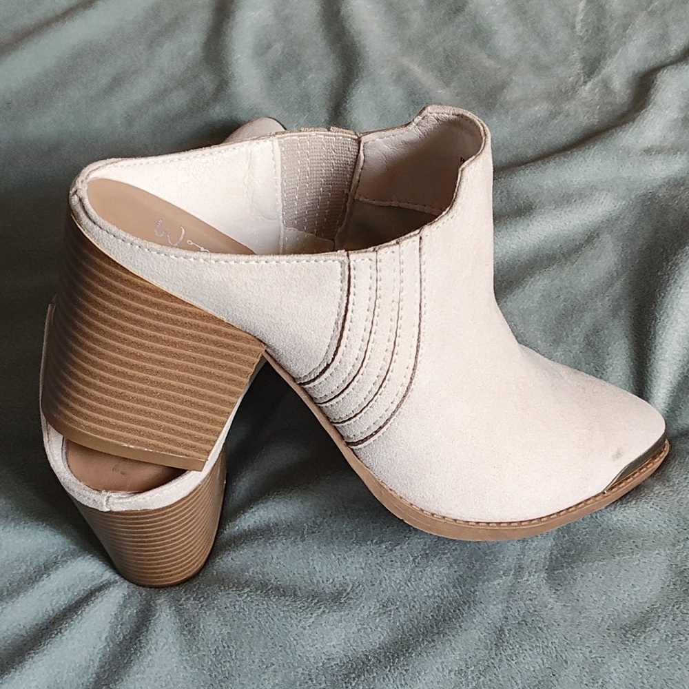 White Women's Shoes